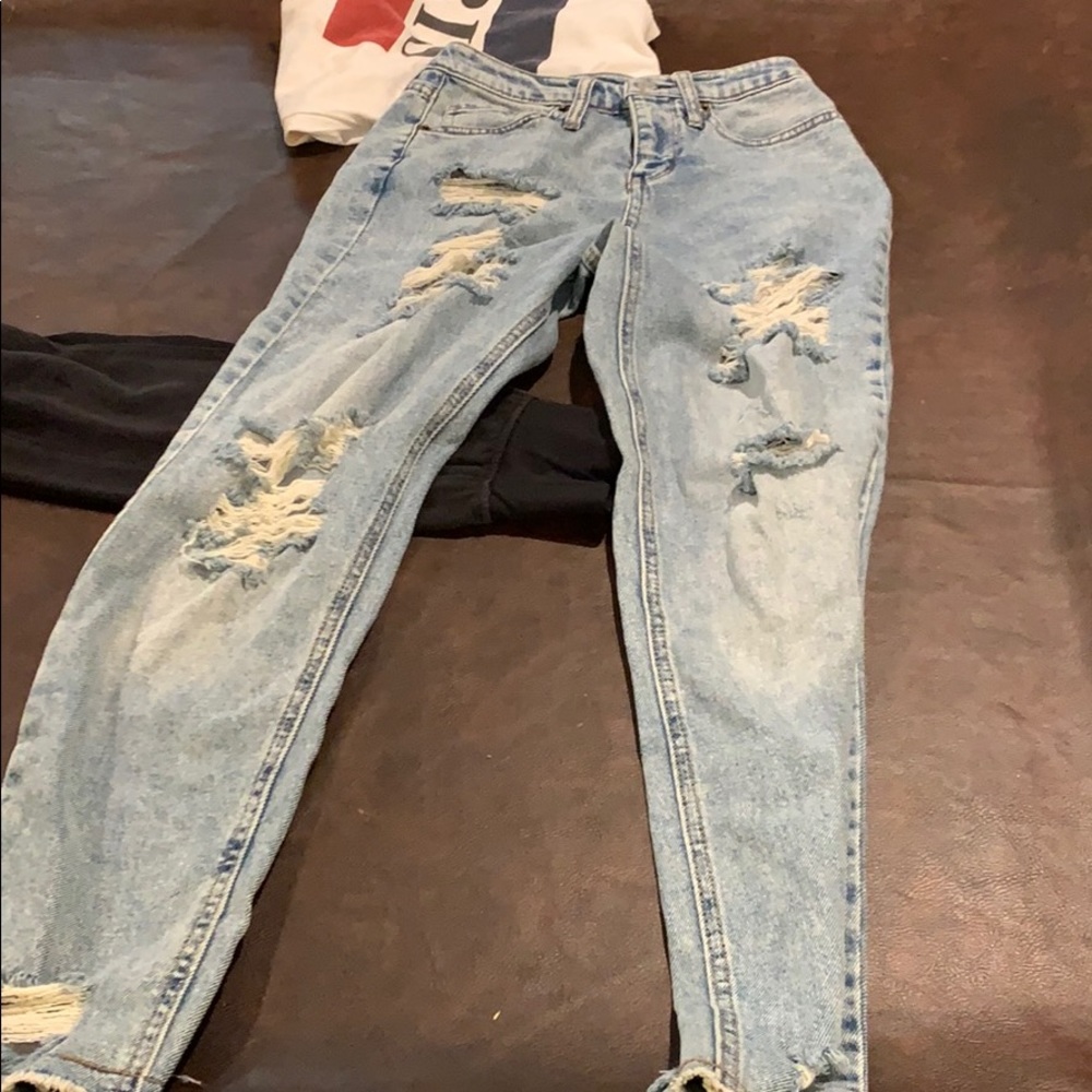 Super cute mom jeans